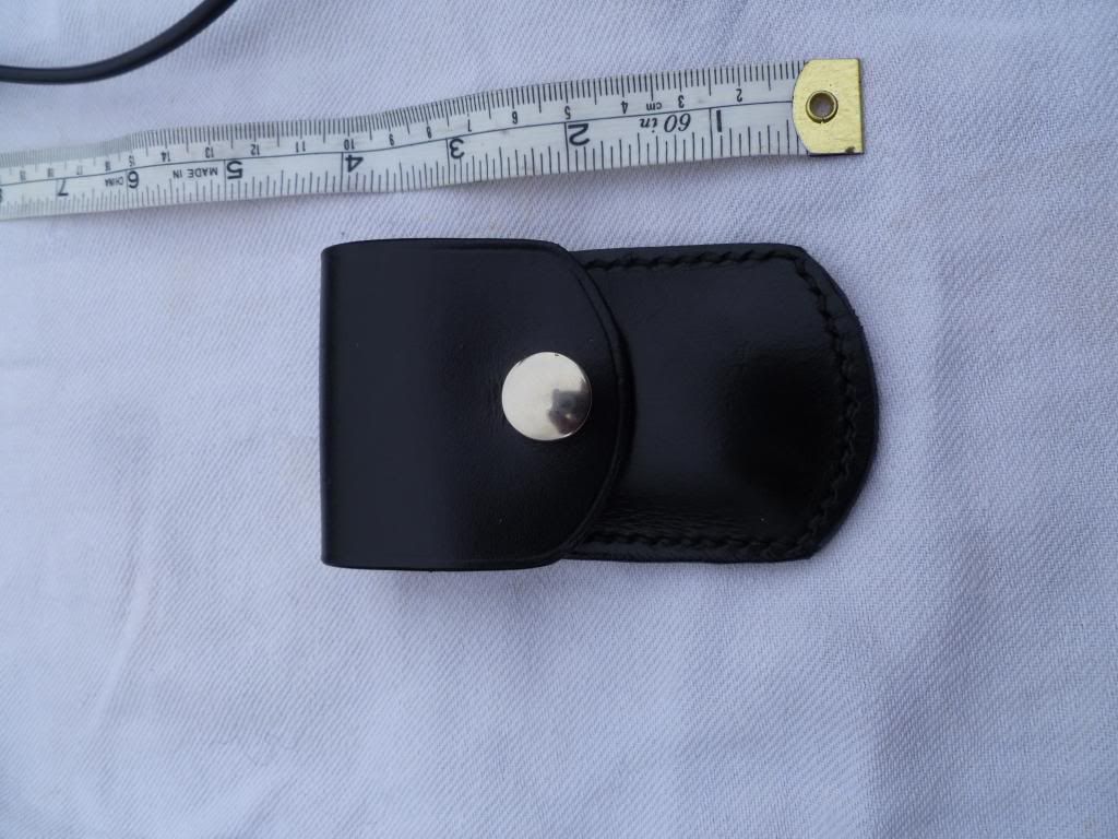 Leatherpenknifepouch1_zpsd6a927b2.jpg