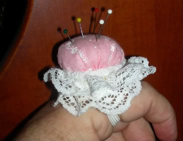 Finger Pin Cushion (thumbnail pictures) - Crafting