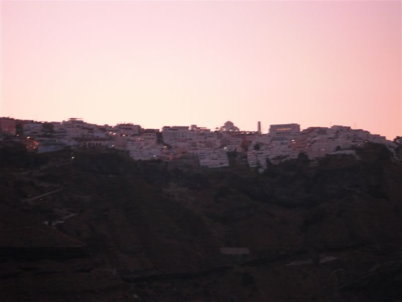 http://i167.photobucket.com/albums/u138/716prooo/Santorini011.jpg