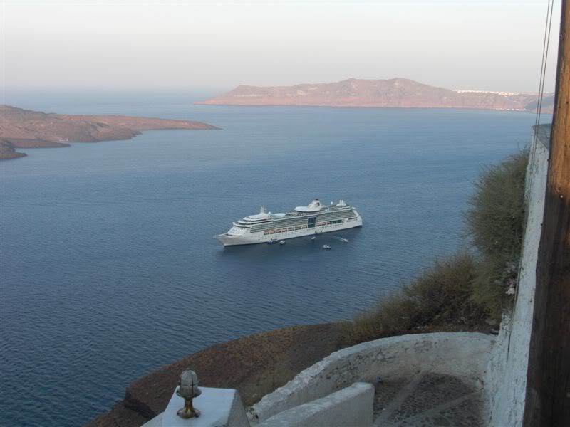 http://i167.photobucket.com/albums/u138/716prooo/Santorini022.jpg