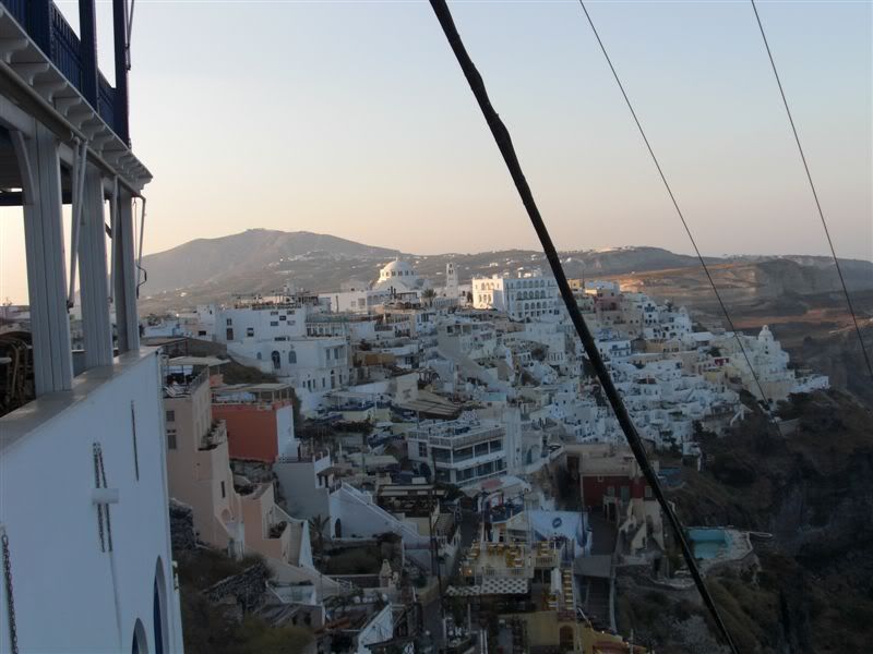 http://i167.photobucket.com/albums/u138/716prooo/Santorini023.jpg