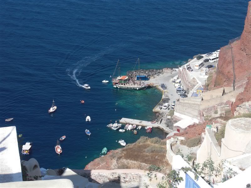 http://i167.photobucket.com/albums/u138/716prooo/Santorini070.jpg