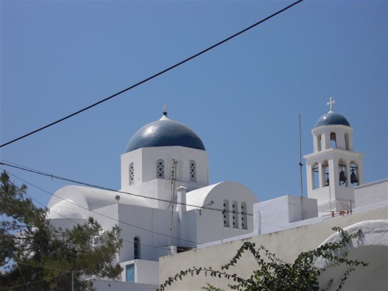 http://i167.photobucket.com/albums/u138/716prooo/Santorini114.jpg