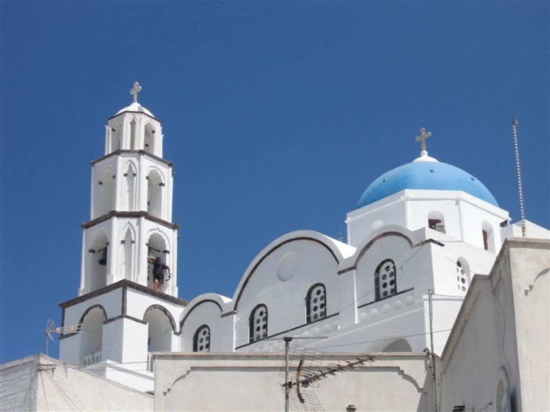 http://i167.photobucket.com/albums/u138/716prooo/Santorini118.jpg