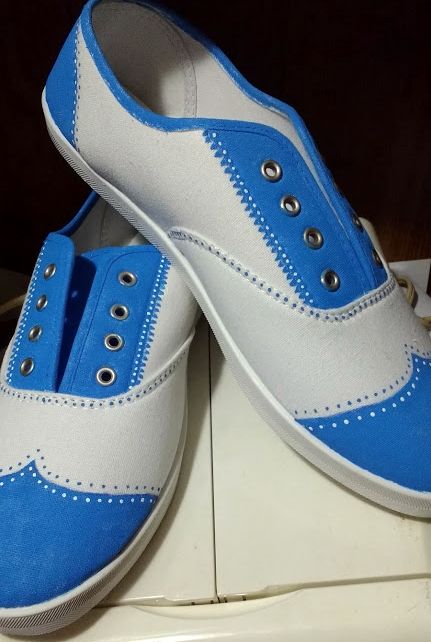 photo blue shoes_zpskedumuj8.jpg