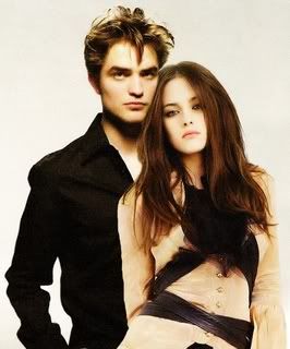 http://i167.photobucket.com/albums/u144/ClaudiasTwilightStuff/RealEdwardAndBella.jpg