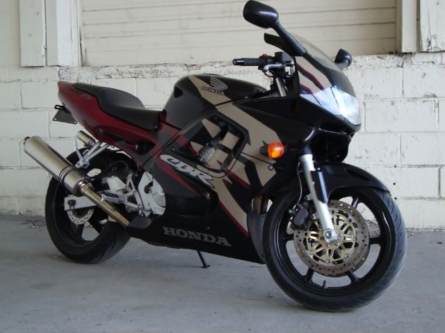 http://i167.photobucket.com/albums/u147/reckone518/Bikes/DSC02003.jpg