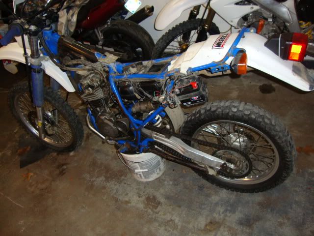 http://i167.photobucket.com/albums/u147/reckone518/Bikes/DSC02276.jpg