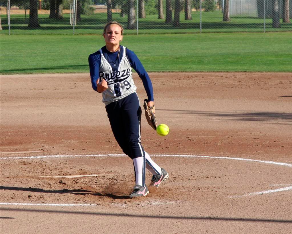 IMAGE: http://i167.photobucket.com/albums/u153/82nome/Softball/IMG_0374LRJPGLarge.jpg