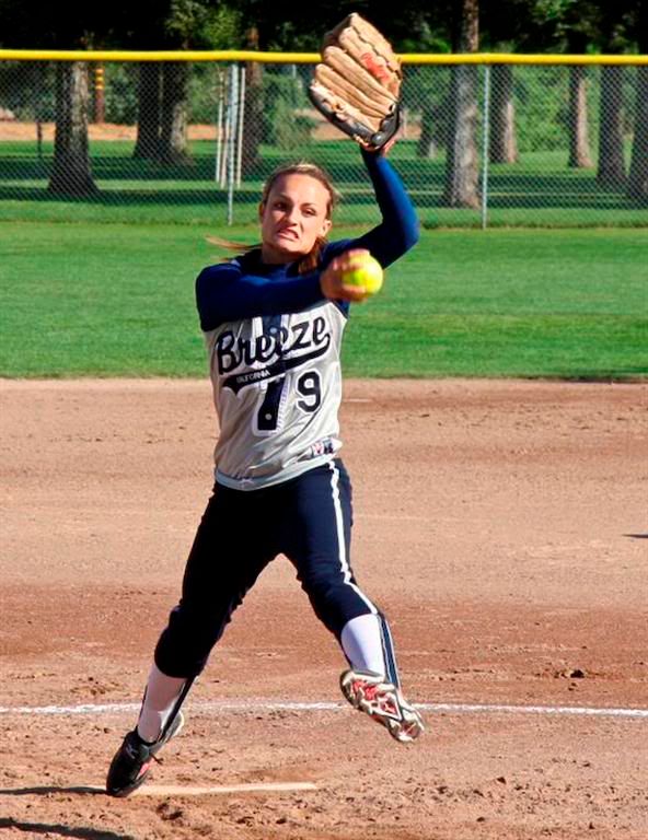 IMAGE: http://i167.photobucket.com/albums/u153/82nome/Softball/IMG_0417ZOOMLarge.jpg