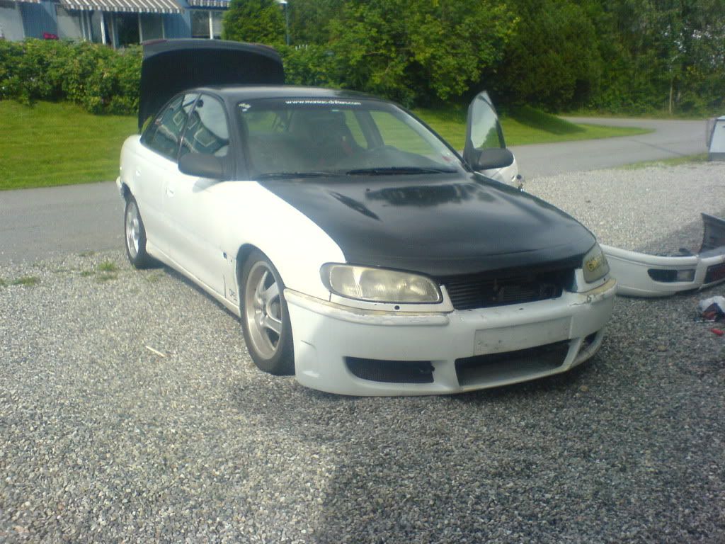 http://i167.photobucket.com/albums/u159/rsvectra/DSC00376.jpg
