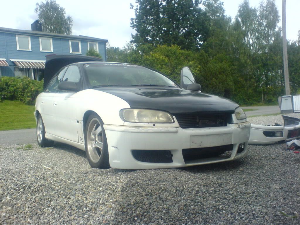 http://i167.photobucket.com/albums/u159/rsvectra/DSC00377.jpg