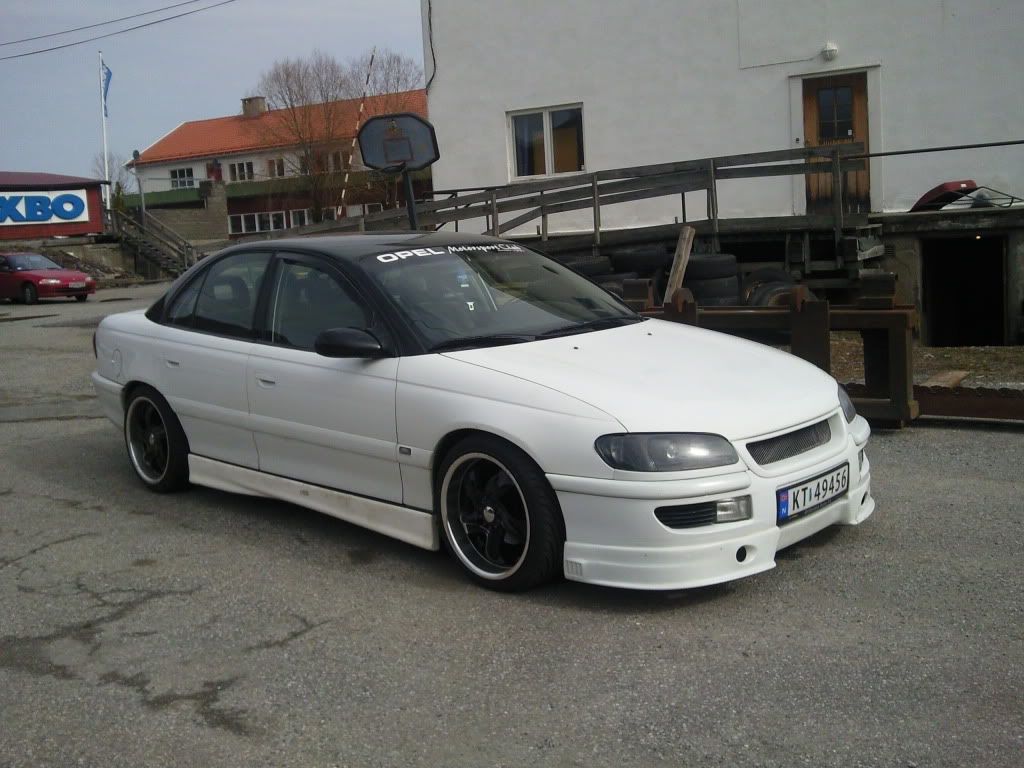 http://i167.photobucket.com/albums/u159/rsvectra/Foto0525.jpg
