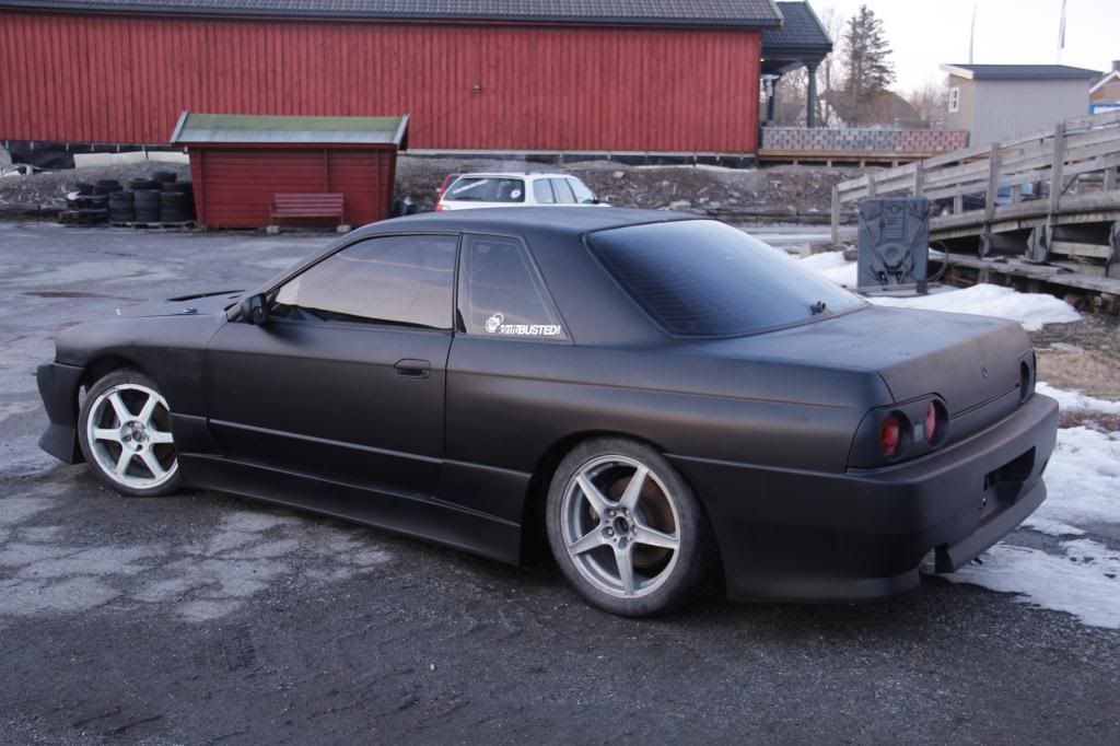 http://i167.photobucket.com/albums/u159/rsvectra/skyline/_MG_6615_zps1fc75fdb.jpg