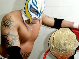 l_523df91562dda6fe97b5b10d4355b156.jpg rey mysterio image by reymisterio911