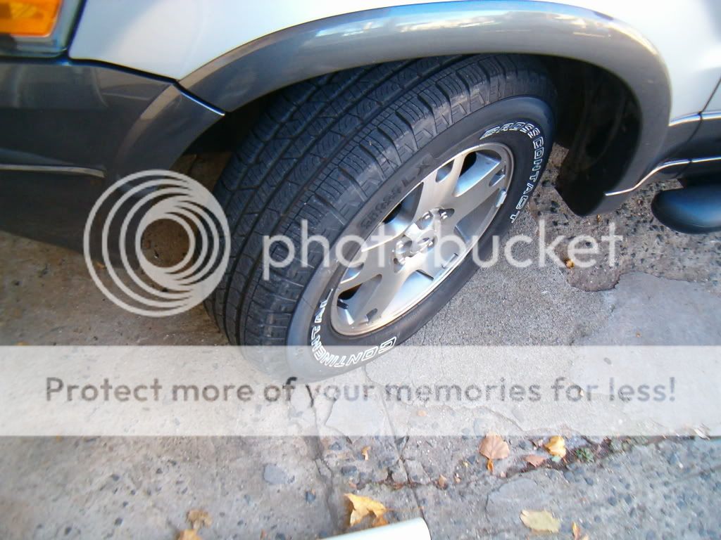2005 Ford escape tire noise
