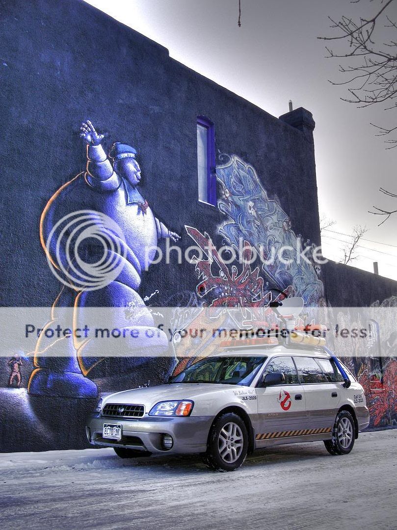 https://i167.photobucket.com/albums/u134/Boomerjinks/Ectomobile/mural1.jpg